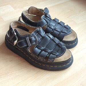 Vintage Dr. Martens Fisherman Sandals 8092 Arc, Size UK 5, US 7